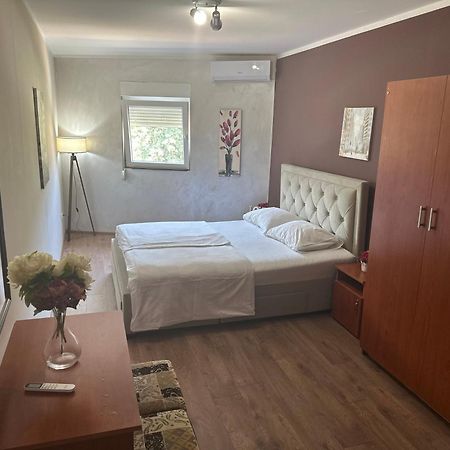 Apartments Bokan Cetinje Ngoại thất bức ảnh