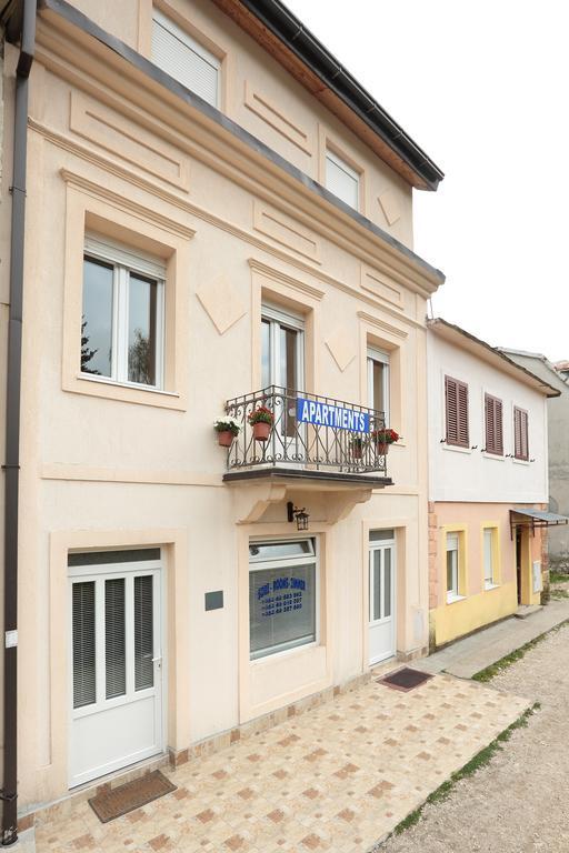 Apartments Bokan Cetinje Phòng bức ảnh
